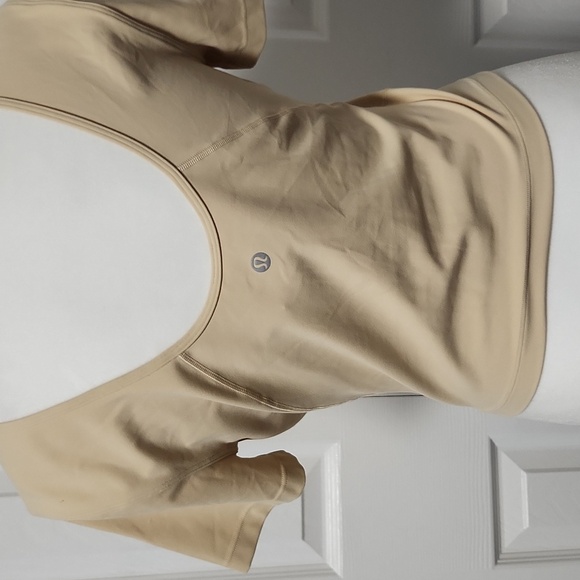 Lululemon Align Tee in Prosecco - Picture 4 of 8